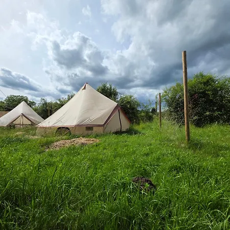 Acorn Creek Tented Camp Luxury tent Nidda