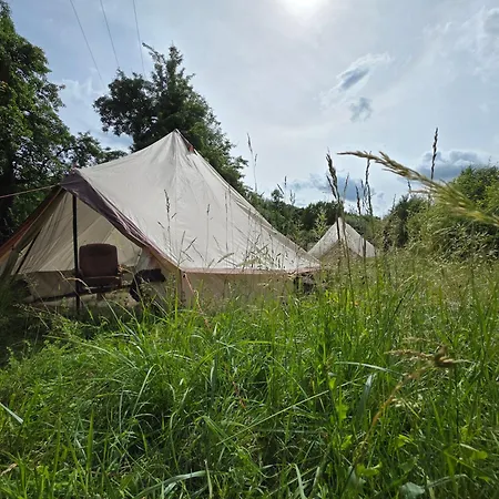 Acorn Creek Tented Camp Nidda