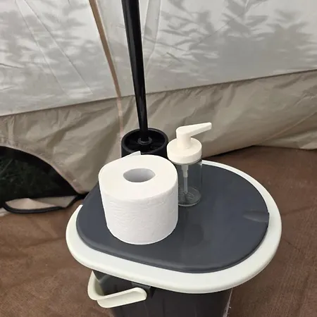 Acorn Creek Tented Camp Luxury tent Nidda