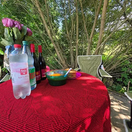 Acorn Creek Tented Camp * Nidda